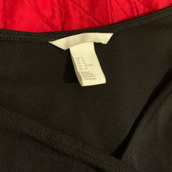 BLACK OFF THE SHOULDER WRAP TOP - Picture 3 of 4